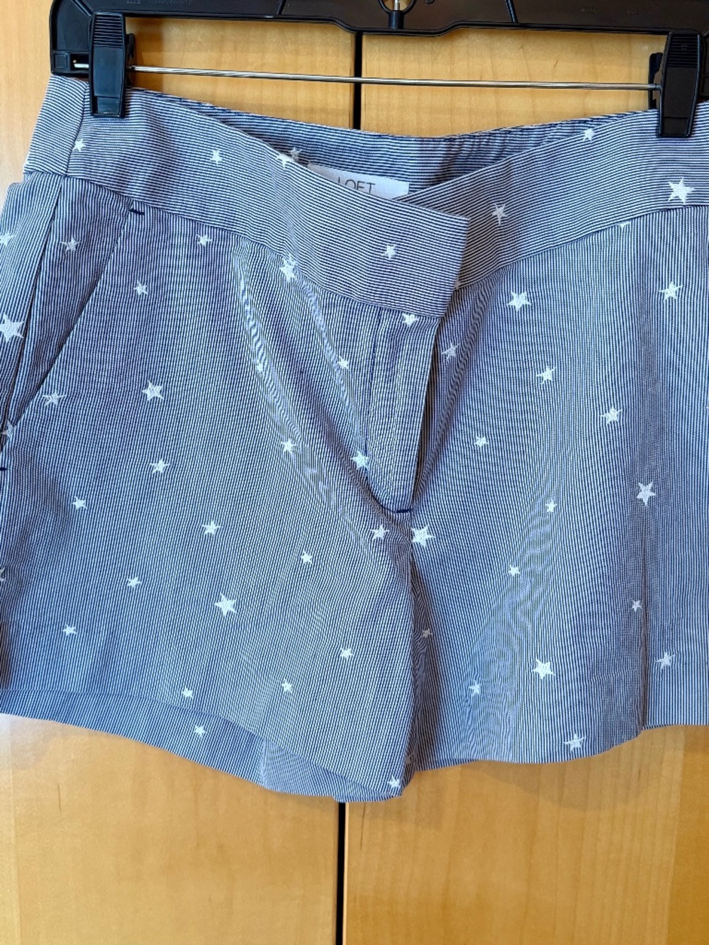 Loft Riviera Stars & Stripes blue & white pin striped size tag 4